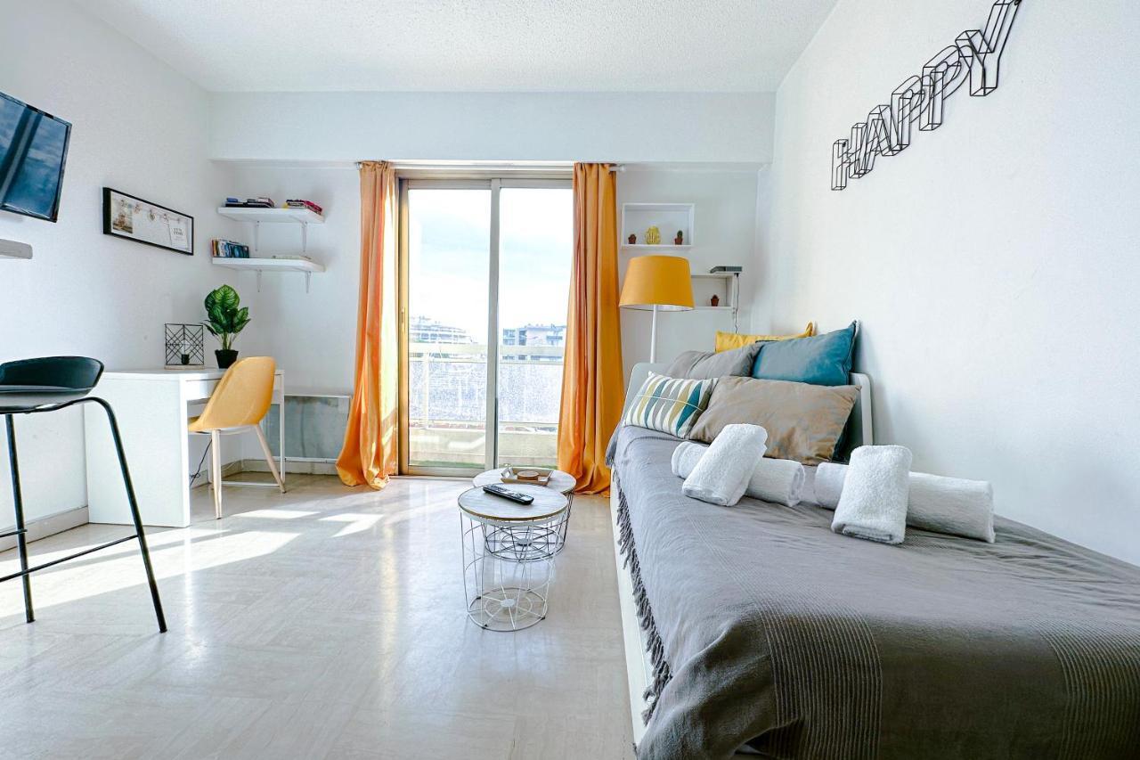 Guignon - Apart Sunny Comfort Close To The Port & Station Antibes Exterior photo